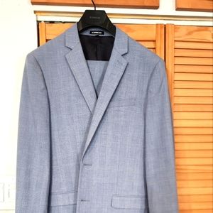 Express suit and jacket